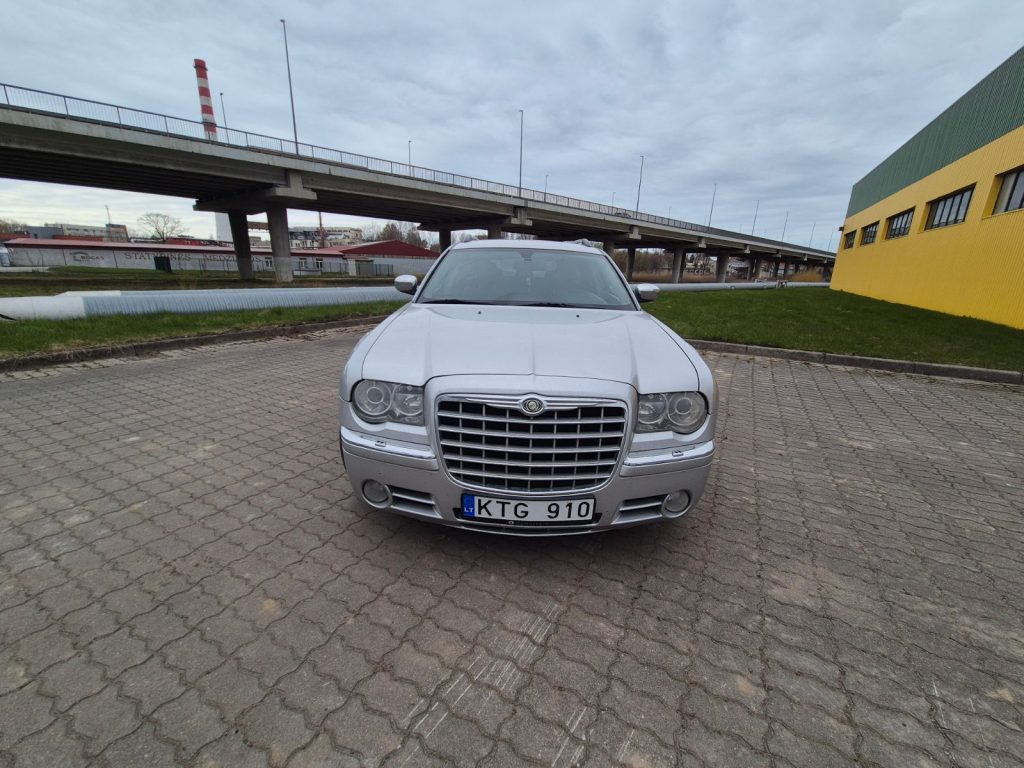 Chrysler 300C 2006