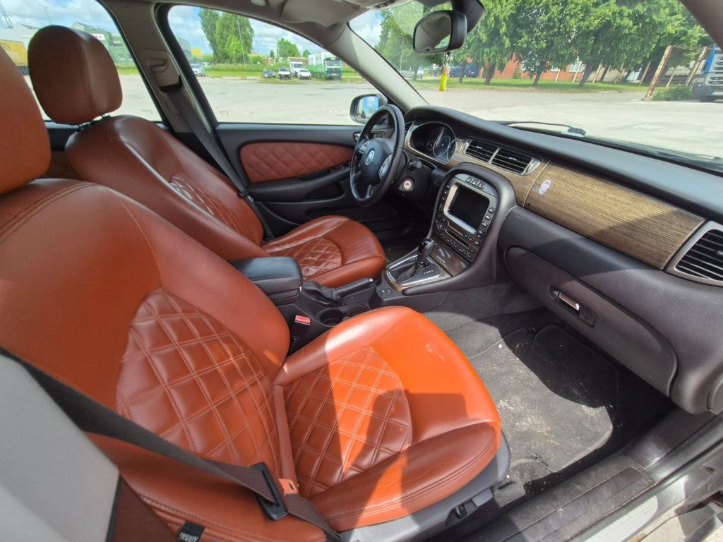 Jaguar X-TYPE 2009