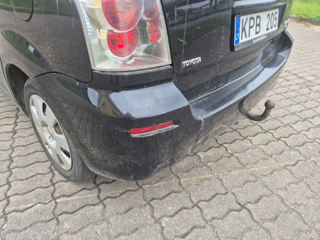 Toyota Corolla verso 2005
