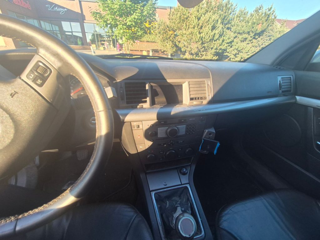 Opel Signum 2005