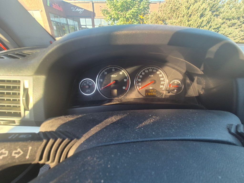 Opel Signum 2005