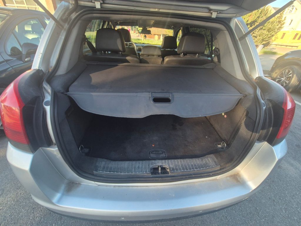 Opel Signum 2005