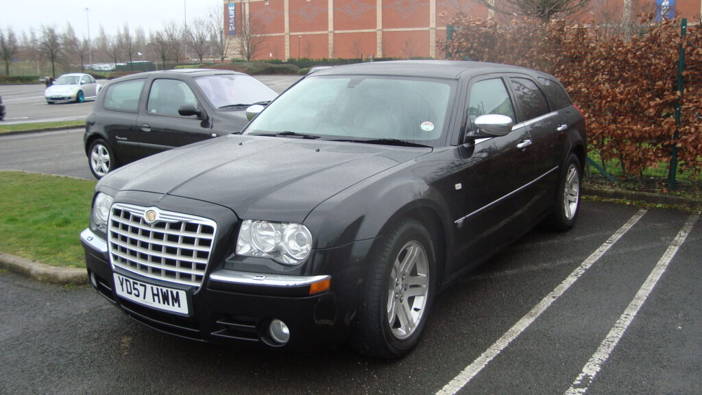 Chrysler 300C I karta – iš priekio