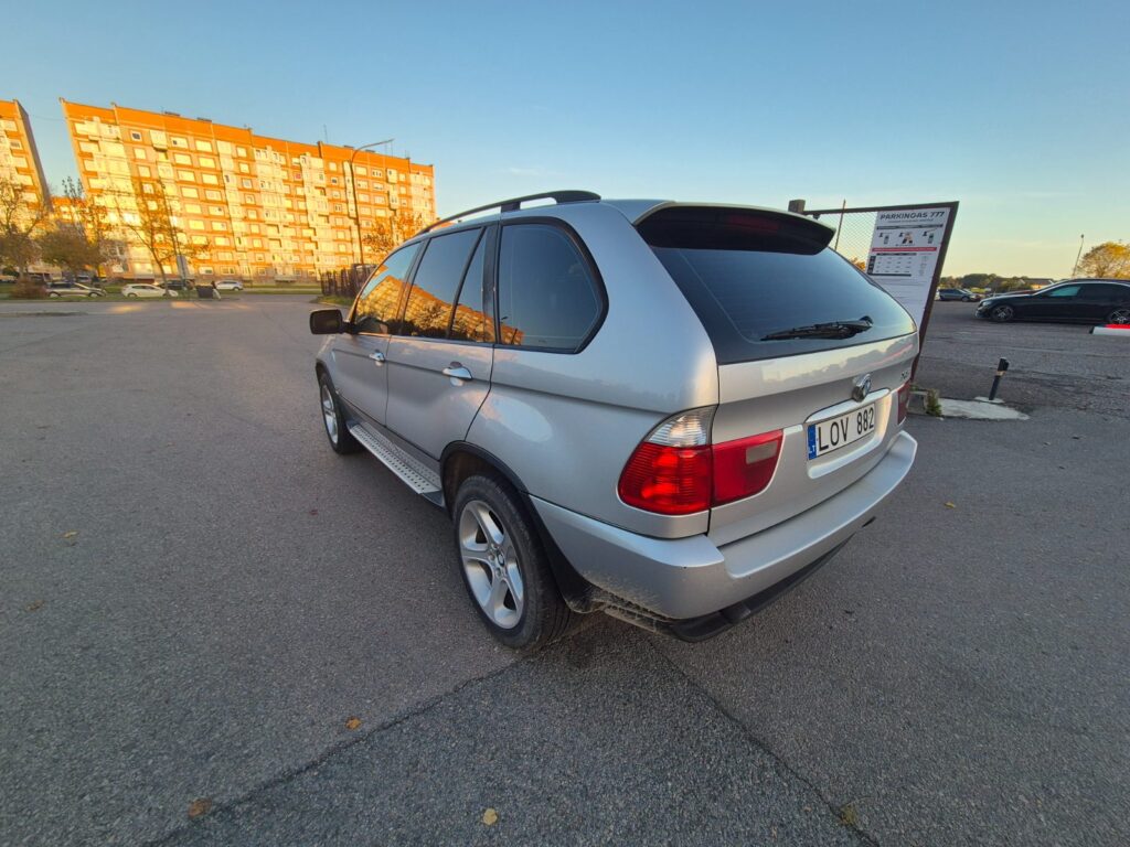 BMW X5 2005 – nuotrauka 8 iš 37