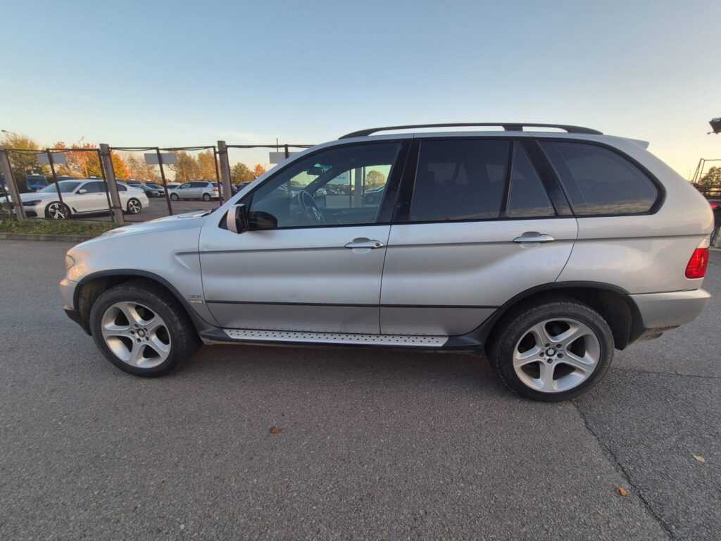 BMW X5 2005 – nuotrauka 7 iš 37