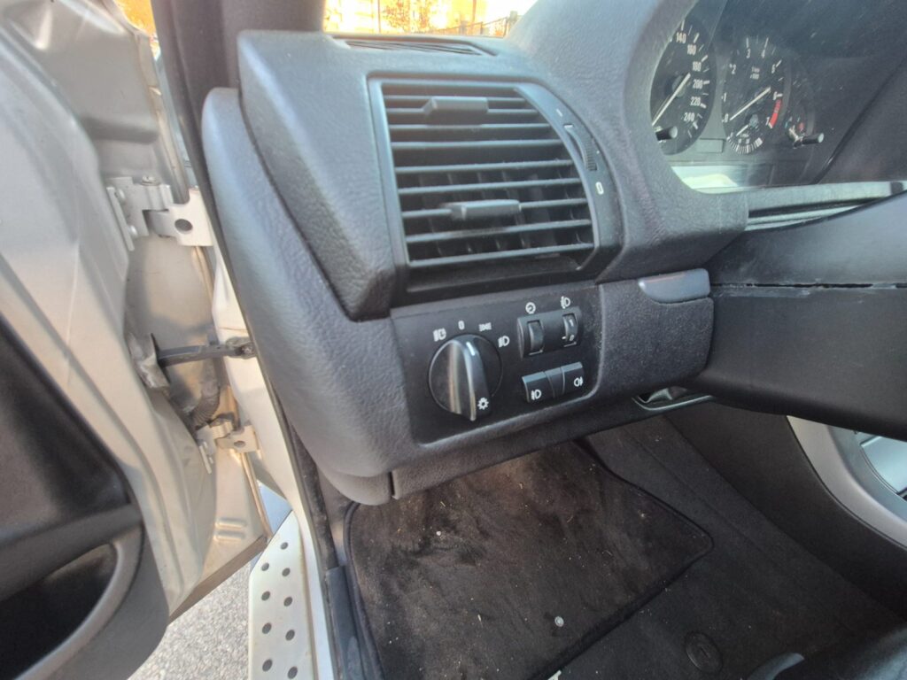 BMW X5 2005 – nuotrauka 18 iš 37