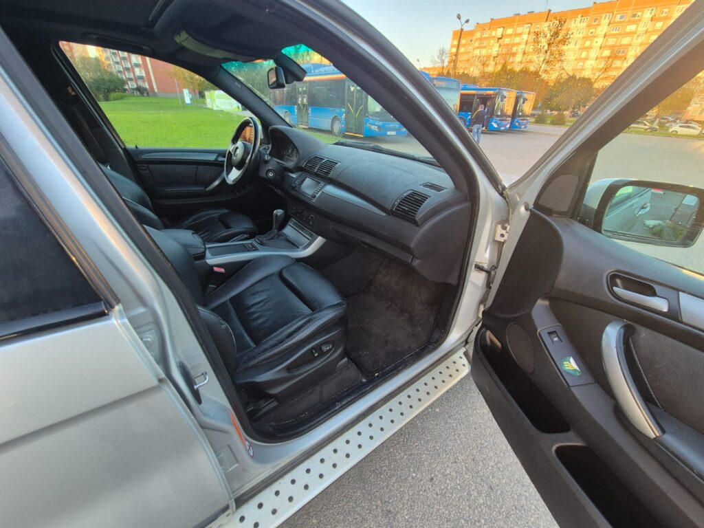 BMW X5 2005 – nuotrauka 19 iš 37