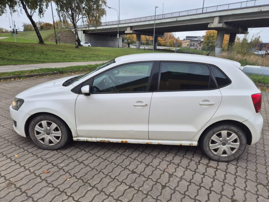 Volkswagen Polo 2011 – nuotrauka 8 iš 30