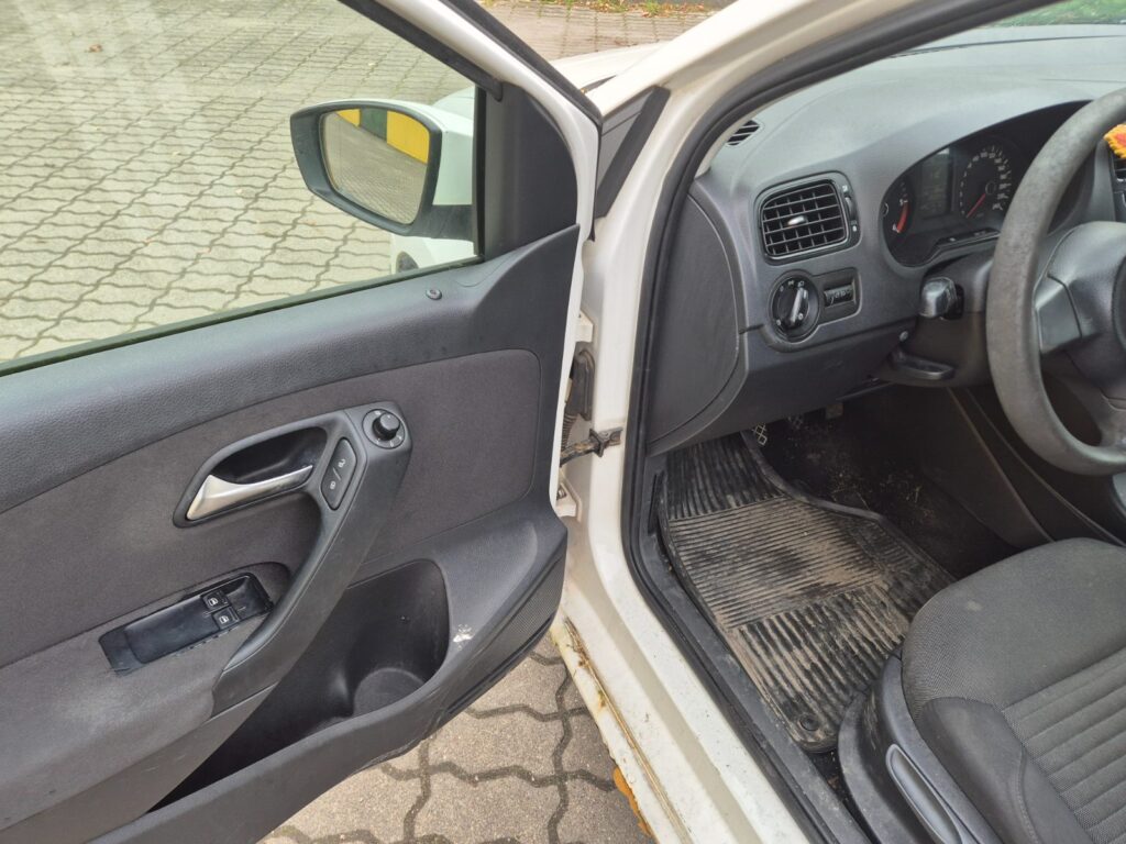 Volkswagen Polo 2011 – nuotrauka 19 iš 30