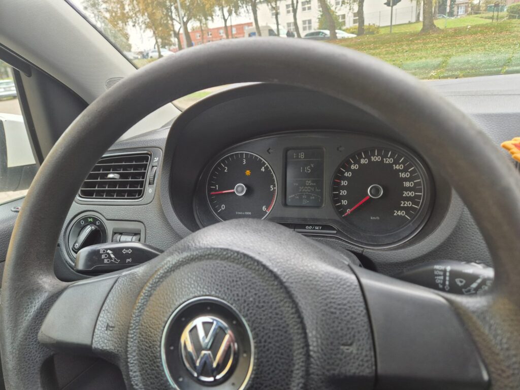 Volkswagen Polo 2011 – nuotrauka 27 iš 30