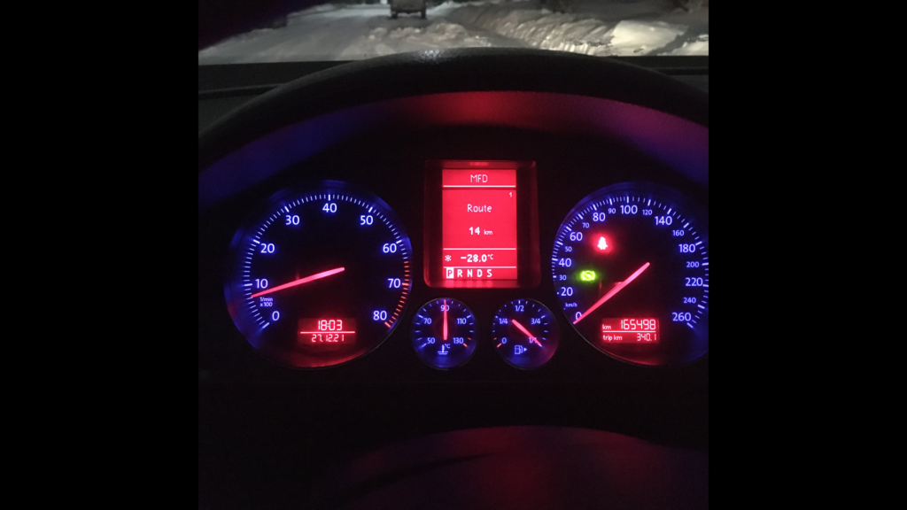 Volkswagen Passat B6 / Mk6 – salonas