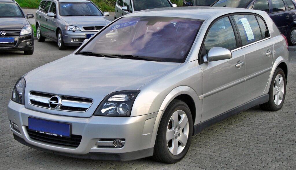 Opel Signum I (Z03) – iš priekio