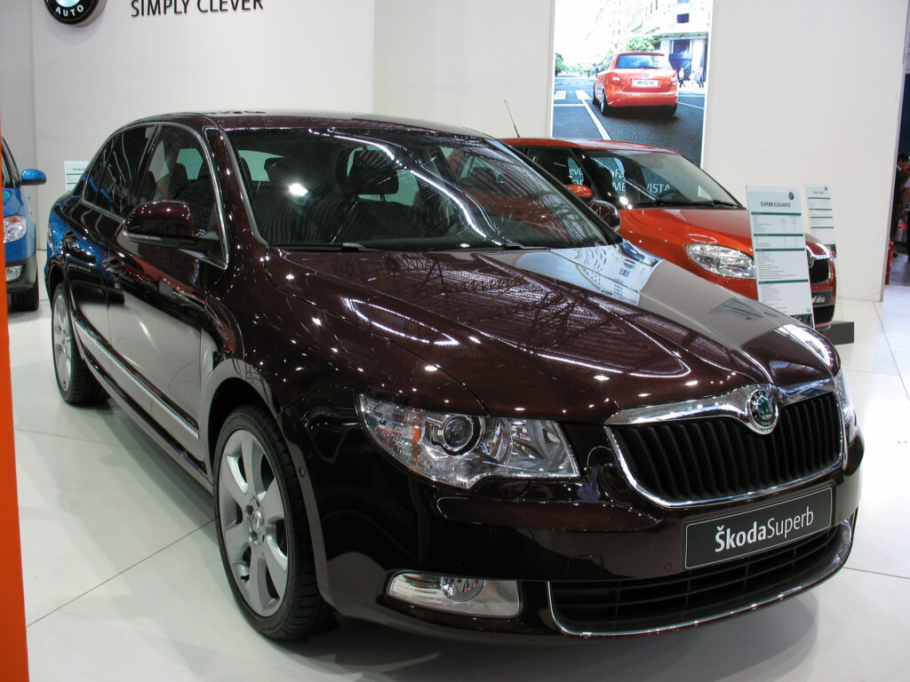 Škoda Superb II karta – iš priekio